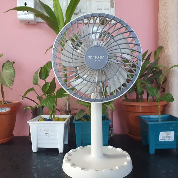 JY Super JY-2218 - Best Rechargeable Desk Mini Fan